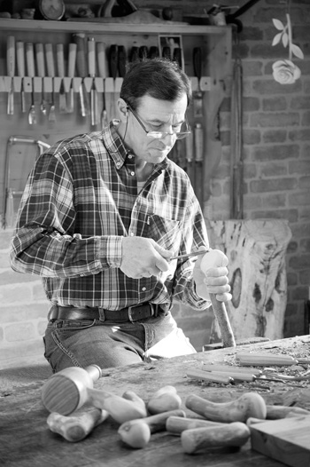 Mario Sardella at work.